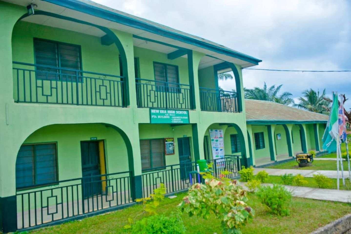 SIDE VIEW OF THE LIBRARY BLOCK